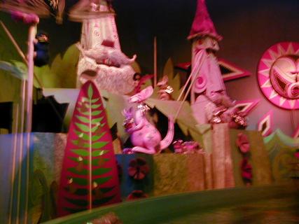 Australian section of Small World<br>Location: <a href="https://www.google.com/maps/search/?api=1&query=33.81505,-117.91758" target="_new">Disneyland</a>